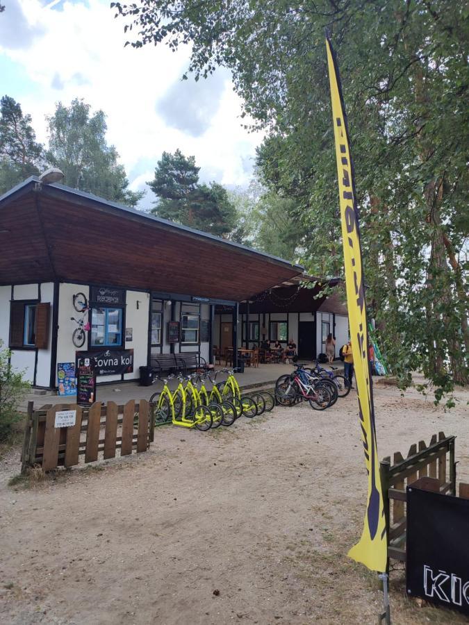 Kemp U Jezera Hotel Doksy  Eksteriør billede
